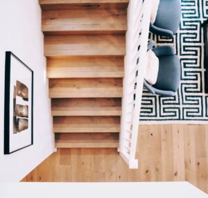 Mehr über den Artikel erfahren Individuelle Treppenlösungen: Einzigartige Designs für Ihr Zuhause